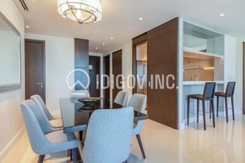 Apartment in The Address Residence Fountain Views, Downtown Dubai (Downtown Burj Dubai), Dubai 2 bedrooms, 126 sq.m. № 38284 - photo 4