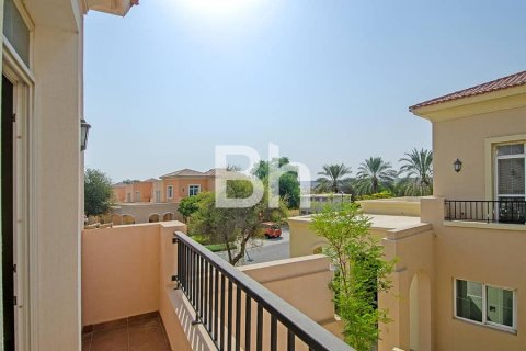 Villa in Arabian Ranches, Dubai 2 bedrooms, 267 sq.m. № 57765 - photo 3