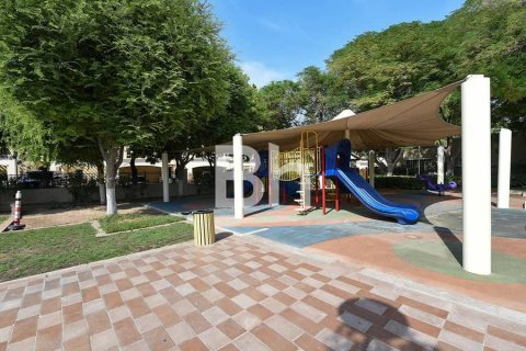 Villa in Arabian Ranches, Dubai 2 bedrooms, 267 sq.m. № 57765 - photo 8
