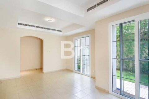 Villa in Arabian Ranches, Dubai 2 bedrooms, 267 sq.m. № 57765 - photo 15