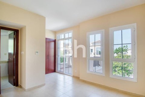 Villa in Arabian Ranches, Dubai 2 bedrooms, 267 sq.m. № 57765 - photo 13