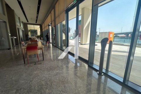 Magasin à Dubai, 246.5 m², № 12448 - photo 8