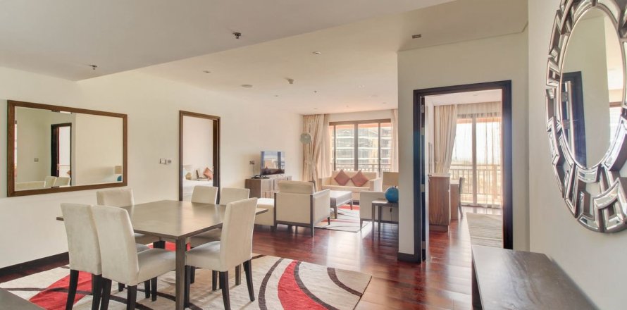 Apartment in Palm Jumeirah, Dubai 2 bedrooms, 164.5 sq.m. № 85990