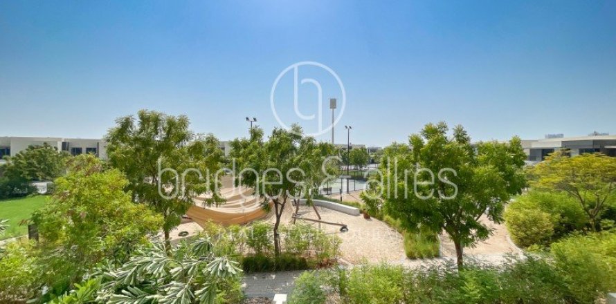 Villa en Dubai Hills Estate, Dubai, 4 dormitorios, 201.5 m², № 77255