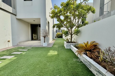 Villa en Dubai Hills Estate, Dubai, 3 dormitorios, 399.7 m², № 77254 - foto 5
