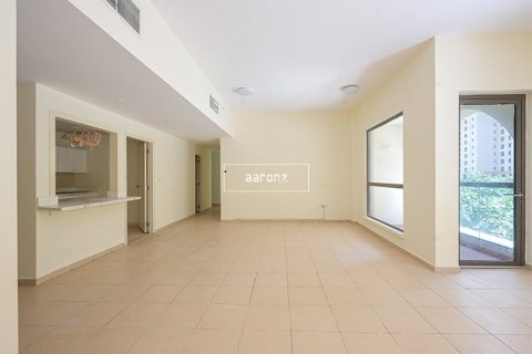 Apartment in Jumeirah Beach Residence, Dubai 3 bedrooms, 167 sq.m. № 49125 - photo 2