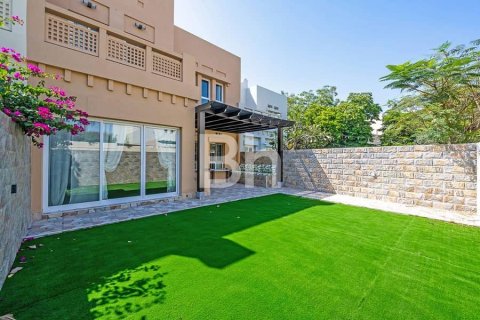 Villa à The Lakes, Dubai, 4 chambres, 264 m², № 58059 - photo 10