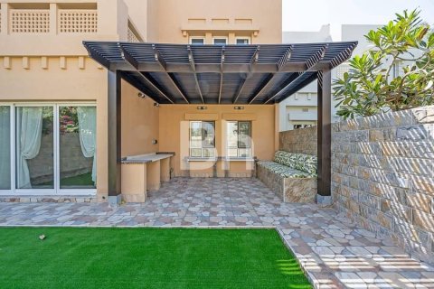 Villa à The Lakes, Dubai, 4 chambres, 264 m², № 58059 - photo 7