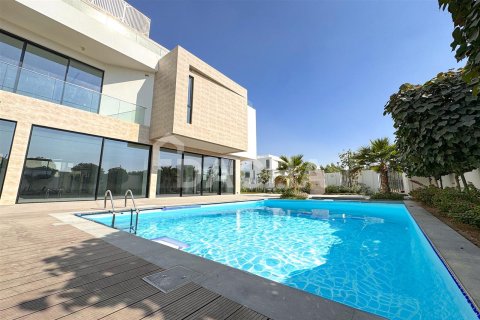 Villa in Al Barari, Dubai 6 bedrooms, 1237.8 sq.m. № 7061 - photo 17