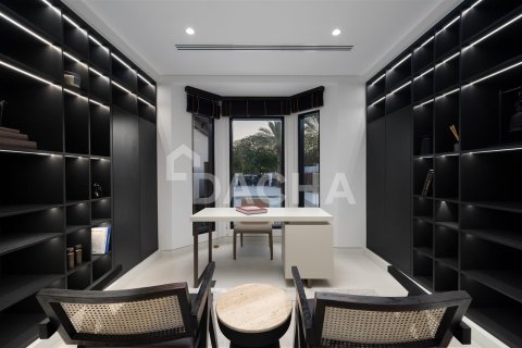 Villa en Dubai, 4 dormitorios, 492.4 m², № 7055 - foto 8