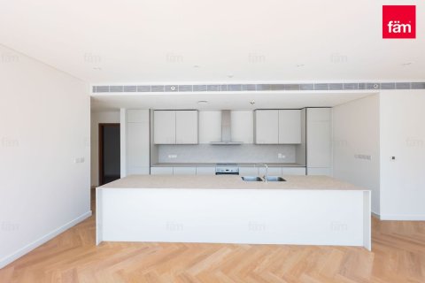 Duplex in Al Wasl, Dubai 4 bedrooms, 411.9 sq.m. № 3806 - photo 3