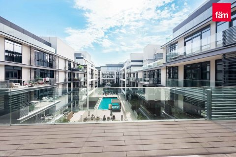 Duplex in Al Wasl, Dubai 4 bedrooms, 411.9 sq.m. № 3806 - photo 24