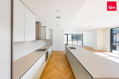 Duplex in Al Wasl, Dubai 4 bedrooms, 411.9 sq.m. № 3806 - photo 8