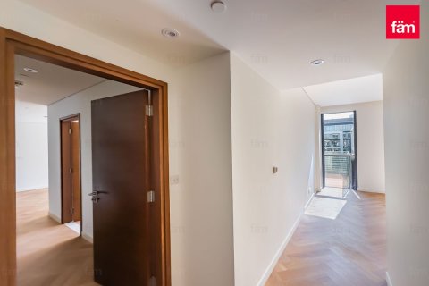 Duplex in Al Wasl, Dubai 4 bedrooms, 411.9 sq.m. № 3806 - photo 21