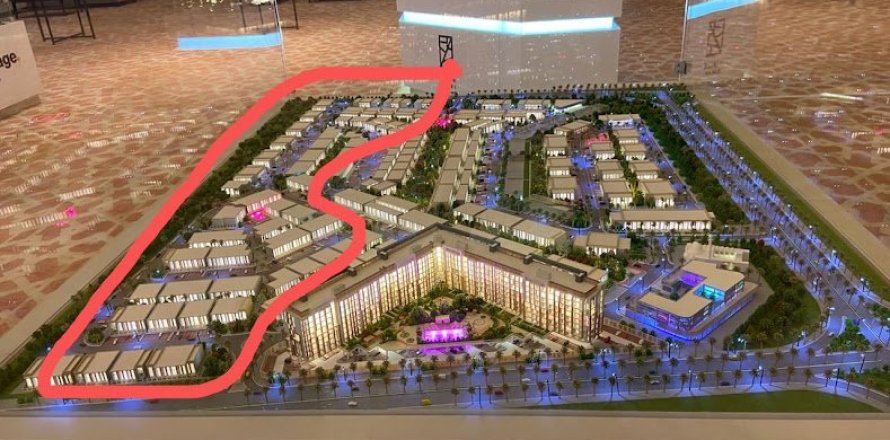 Townhouse in Rukan, Dubai 4 bedrooms, 180 sq.m. № 3808
