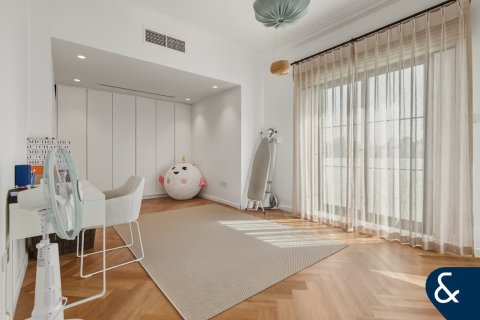 Villa in Jumeirah Islands, Dubai 5 bedrooms, 567 sq.m. № 98171 - photo 29