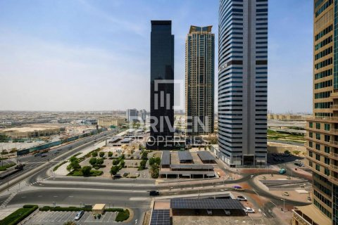 Apartment in Jumeirah Lake Towers, Dubai 1 bedroom, 88.35 sq.m. № 136121 - photo 11