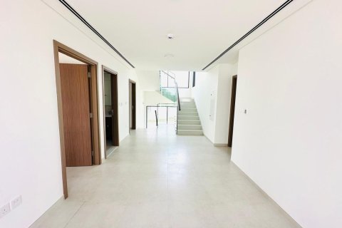 Villa in Dubai 4 bedrooms, 504.6 sq.m. № 60348 - photo 7