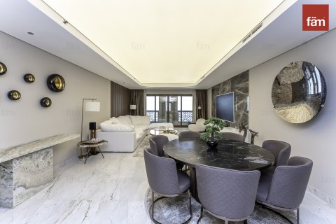 Apartment in Palm Jumeirah, Dubai 3 bedrooms, 216.3 sq.m. № 60347 - photo 4