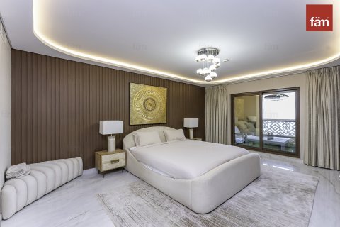 Apartment in Palm Jumeirah, Dubai 3 bedrooms, 216.3 sq.m. № 60347 - photo 13