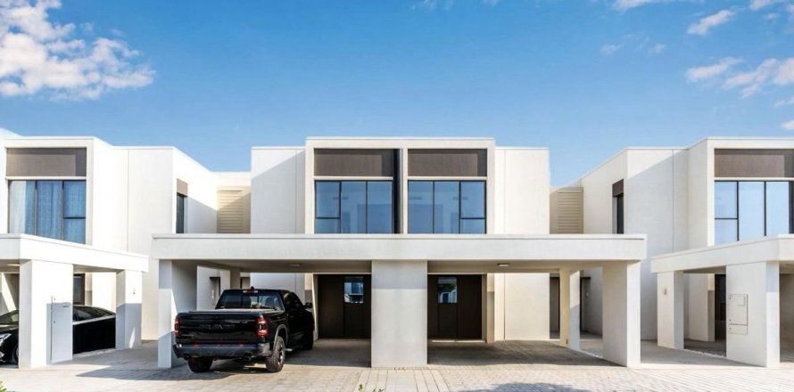 Adosado en Dubai, 3 dormitorios, 174 m², № 60346