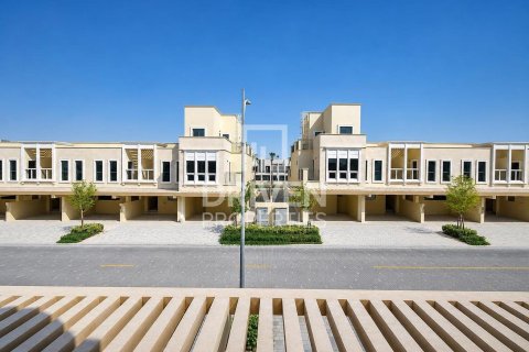 تاون هاوس في Damac Lagoons, دبي 4 غرف نوم, 144 م² رقم 138489 - صورة 2