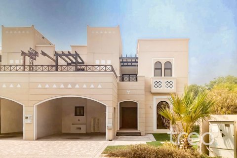 Снять в аренду таунхаус в Al Salam, Мудон, Дубай: 4 спальни, 371.15м², № 134564 - фото 17
