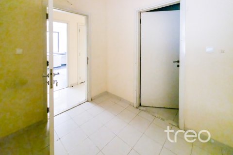 Townhouse in DAMAC Hills (Akoya by DAMAC), Dubai 4 bedrooms, 390.01 sq.m. № 134549 - photo 13