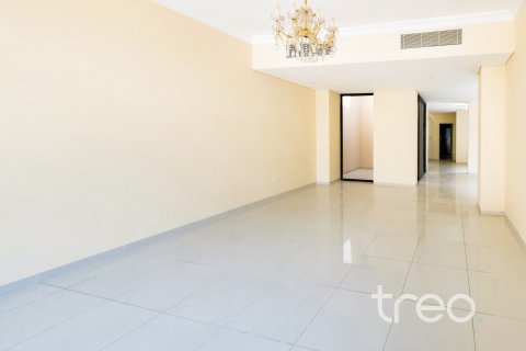 Townhouse in DAMAC Hills (Akoya by DAMAC), Dubai 4 bedrooms, 390.01 sq.m. № 134549 - photo 18