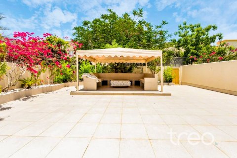 Adosado en The Springs, Dubai, 3 dormitorios, 208.66 m², № 134558 - foto 3