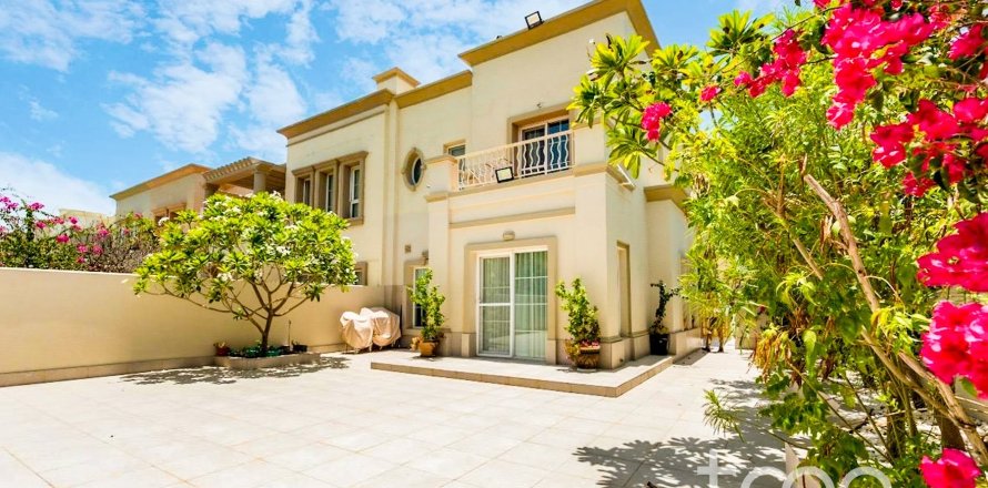 Adosado en The Springs, Dubai, 3 dormitorios, 208.66 m², № 134558
