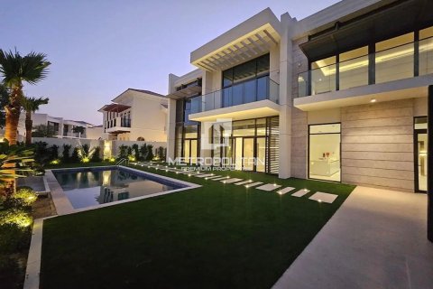 Villa in District One, Mohammed Bin Rashid City, Dubai 5 bedrooms, 793 sq.m. № 73068 - photo 1
