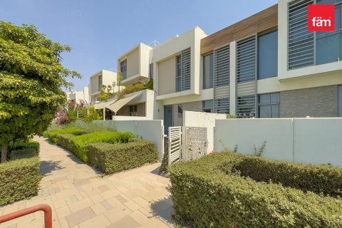 Villa à Dubai, 2 chambres, 169.5 m², № 60590 - photo 9