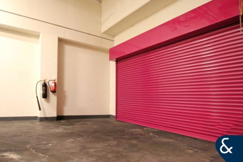 Apartment in Emaar 6 Towers, Dubai Marina, Dubai 3 bedrooms, 408 sq.m. № 76372 - photo 20