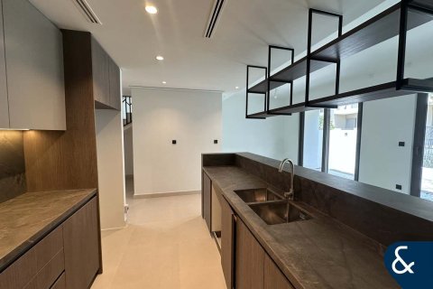 Townhouse in Tilal Al Ghaf, Dubai 3 bedrooms, 202 sq.m. № 76367 - photo 3