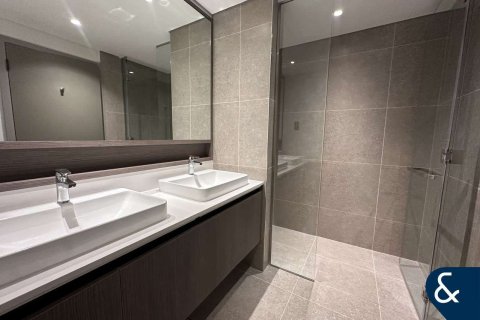 Townhouse in Tilal Al Ghaf, Dubai 3 bedrooms, 202 sq.m. № 76367 - photo 13