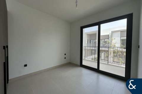 Townhouse in Tilal Al Ghaf, Dubai 3 bedrooms, 202 sq.m. № 76367 - photo 12
