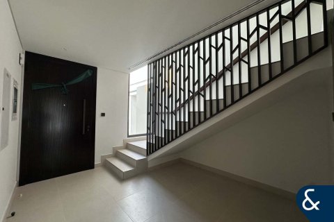 Townhouse in Tilal Al Ghaf, Dubai 3 bedrooms, 202 sq.m. № 76367 - photo 4