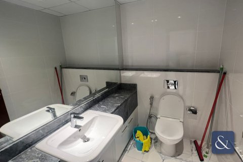 Apartment in Al Habtoor City, Business Bay, Dubai 2 bedrooms, 127 sq.m. № 76373 - photo 16