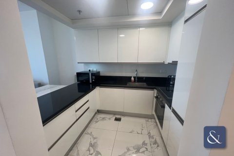 Apartment in Al Habtoor City, Business Bay, Dubai 2 bedrooms, 127 sq.m. № 76373 - photo 10