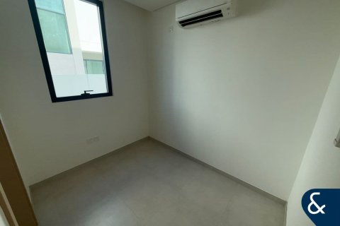 Снять в аренду виллу в Arabian Ranches 3, Дубай: 4 спальни, 459м², № 76370 - фото 21