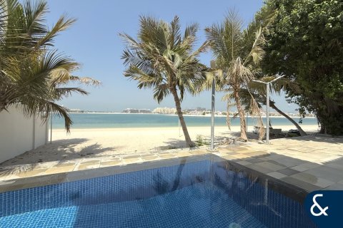 Villa in Garden Homes, Palm Jumeirah, Dubai 5 bedrooms, 127 sq.m. № 76371 - photo 10