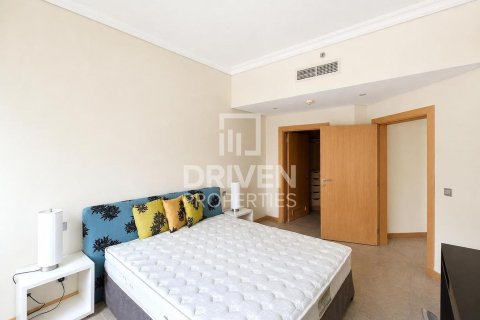 Apartment in Shoreline Apartments, Palm Jumeirah, Dubai 2 bedrooms, 185.53 sq.m. № 128557 - photo 5