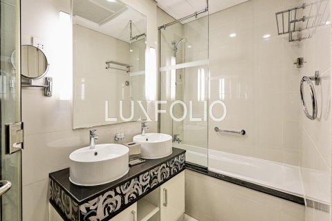 Apartamento en Downtown Dubai (Downtown Burj Dubai), Dubai, 3 dormitorios, 141 m², № 45673 - foto 16