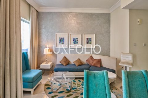 Apartamento en Downtown Dubai (Downtown Burj Dubai), Dubai, 3 dormitorios, 141 m², № 45673 - foto 1