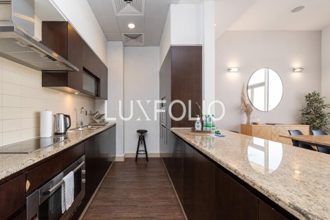 Apartamento en Palm Jumeirah, Dubai, 1 dormitorio, 124 m², № 45676 - foto 7