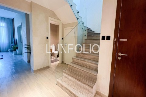 Townhouse in Noor Townhouses, Town Square, Dubai 4 bedrooms, 196 sq.m. № 45675 - photo 2