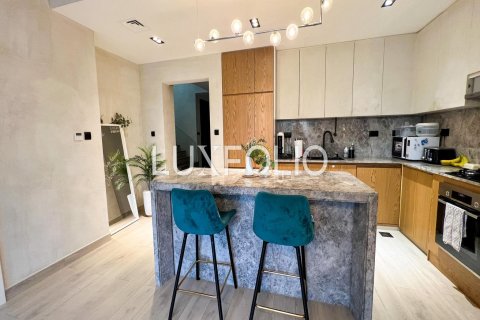 Townhouse in Noor Townhouses, Town Square, Dubai 4 bedrooms, 196 sq.m. № 45675 - photo 1