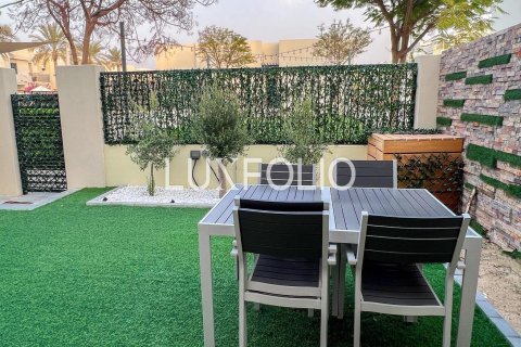 Townhouse in Noor Townhouses, Town Square, Dubai 4 bedrooms, 196 sq.m. № 45675 - photo 14