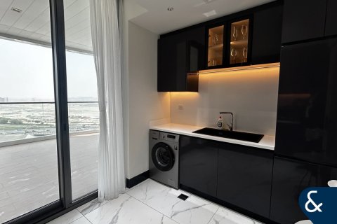 Apartment in Business Bay, Dubai 1 bedroom, 120 sq.m. № 75155 - photo 4